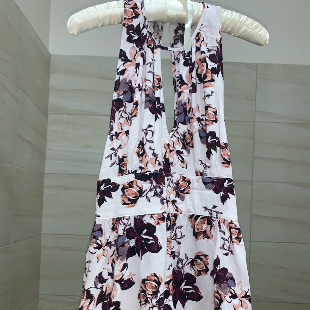 KENDALL & Kylie floral romper size small
